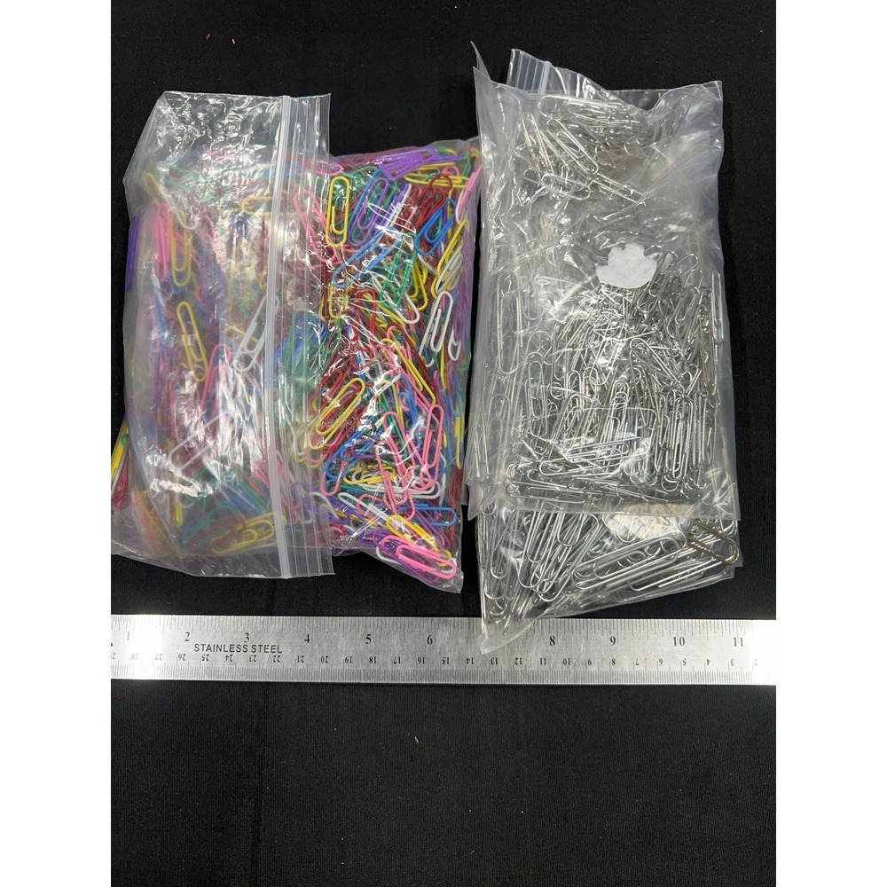 Multiple‎ Sizes Of Paper clips